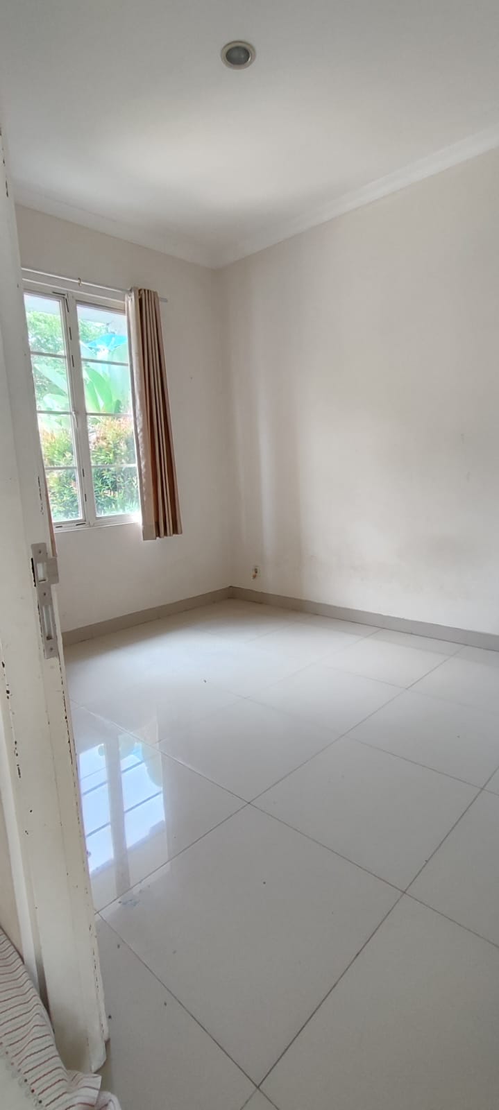 Rumah Disewakan di Cluster Oakwood Lippo Cikarang